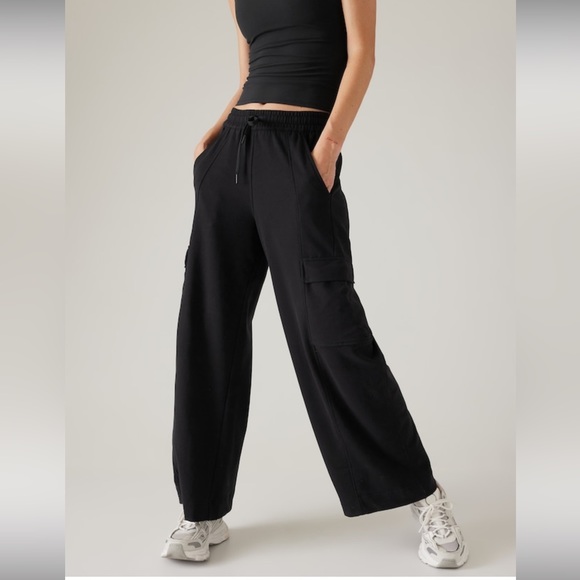 Athleta Retroterry Wide Leg Cargo Pant // Black - Picture 5 of 16
